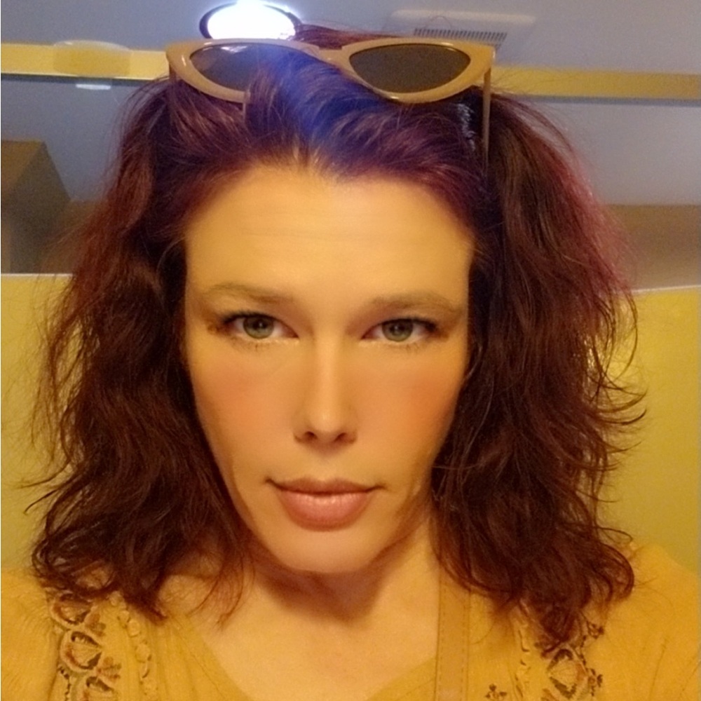 Meet your Posher, Jessica